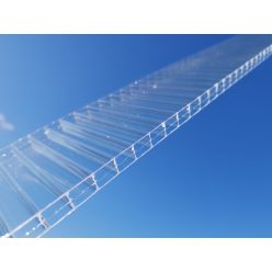   Víztiszta Strong polikarbonát lemez, egy oldalon UV védett, 8mm