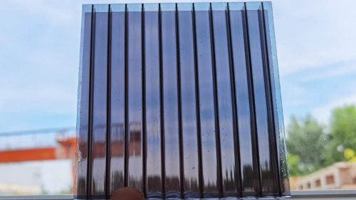 Antracit Ultra polikarbonát lemez, 2 kamrás egy oldalon UV védett, 10mm